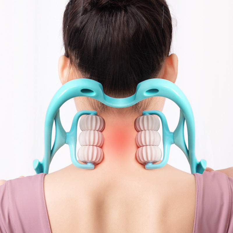 Masajeador cervical manual AriasCreative con 6 rodillos, diseño ergonómico en azul o rosa para cuello, hombros y espalda.