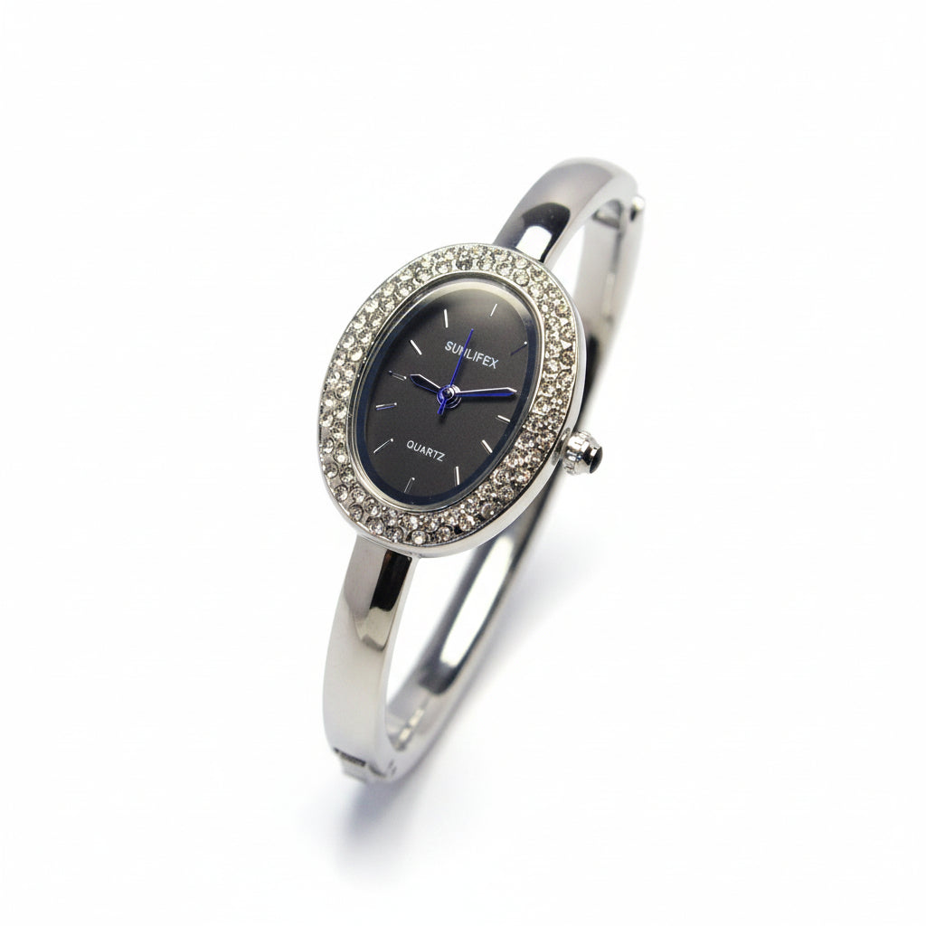 Reloj elegante para mujer AriasCreative con diseño ovalado y pulsera de aleación, adornado con cristales brillantes.