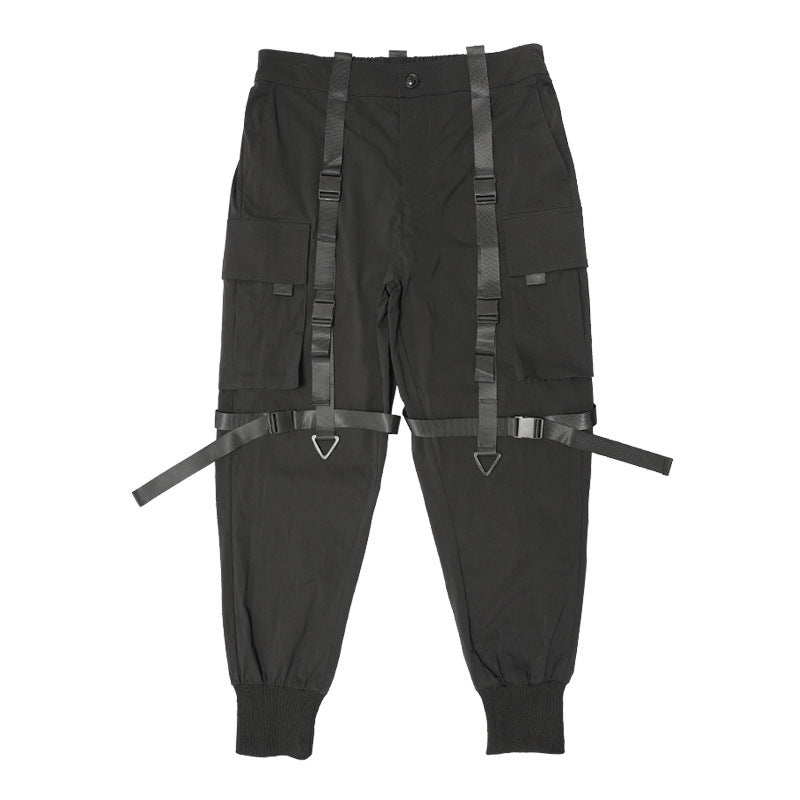 Pantalones cargo jogger para hombre de AriasCreative con bolsillos, estilo urbano y diseño cómodo en color neutro.