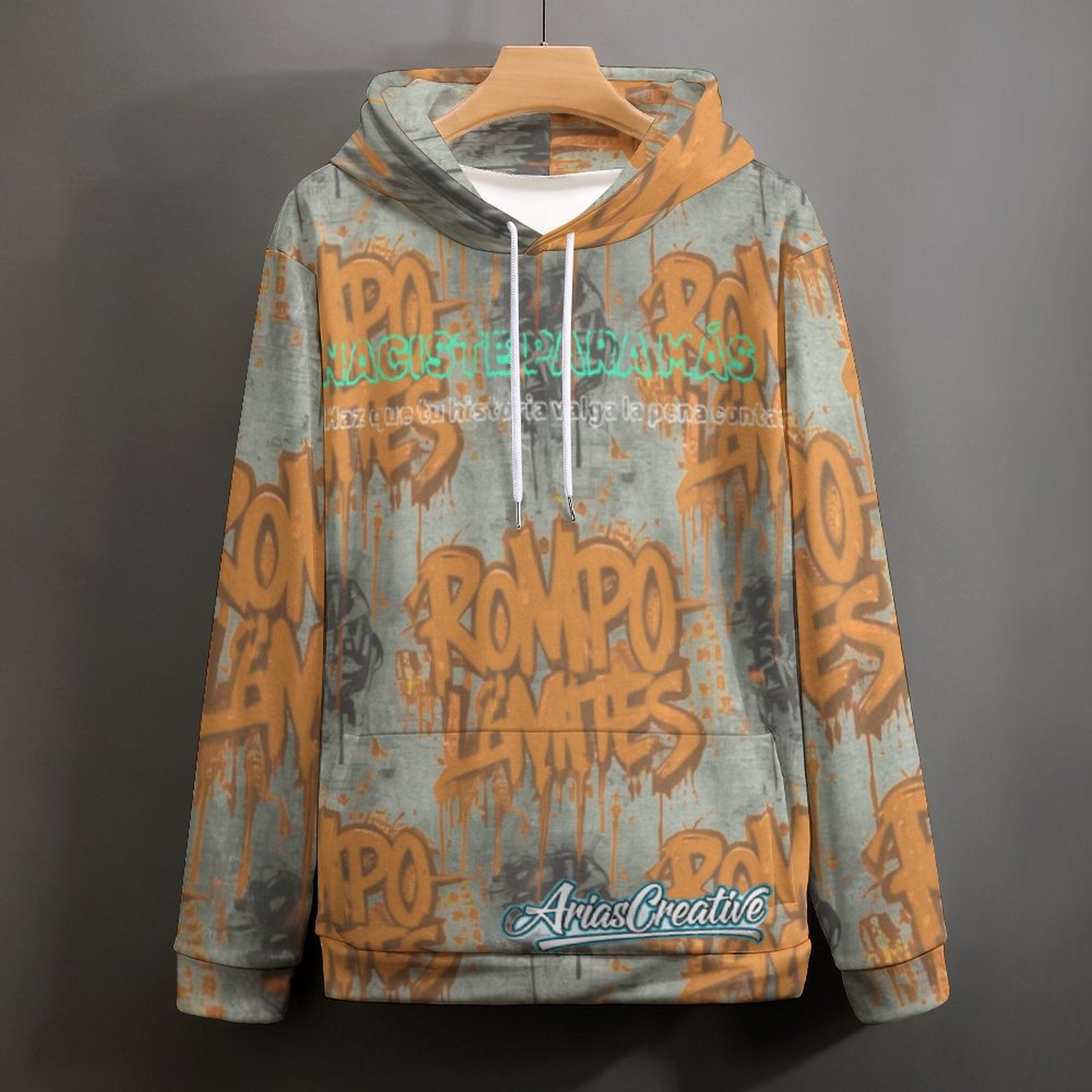 Sudadera con capucha AriasCreative "ROMPO MIS LÍMITES" en estilo streetwear urbano, con diseño destacado en la parte frontal.