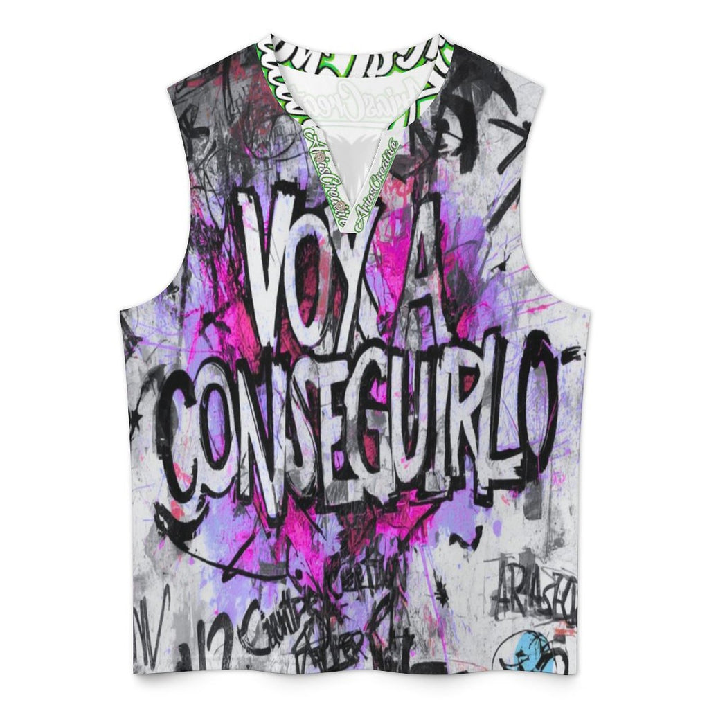 Chaleco Henley de peaprint para hombre, estilo streetwear premium con diseño graffiti en fondo urbano.