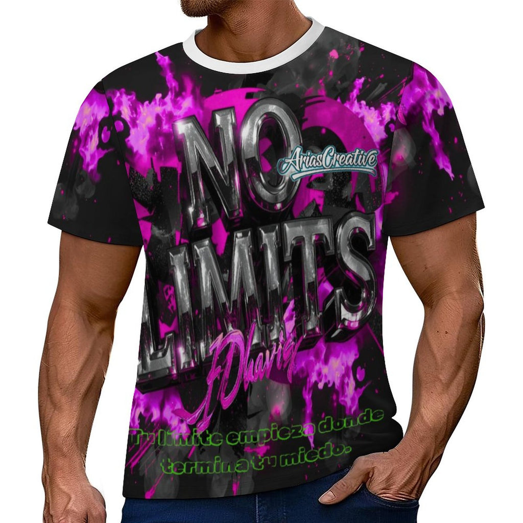Camiseta corta de peaprint en rosa, negro y gris, con diseño all-over y frases motivadoras para estilo streetwear.