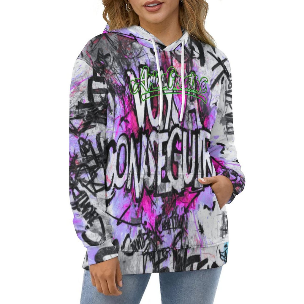 Hombre con sudadera con capucha Graffiti de AriasCreative™ en diseño All Over Print de Street Cat Luxury Streetwear.