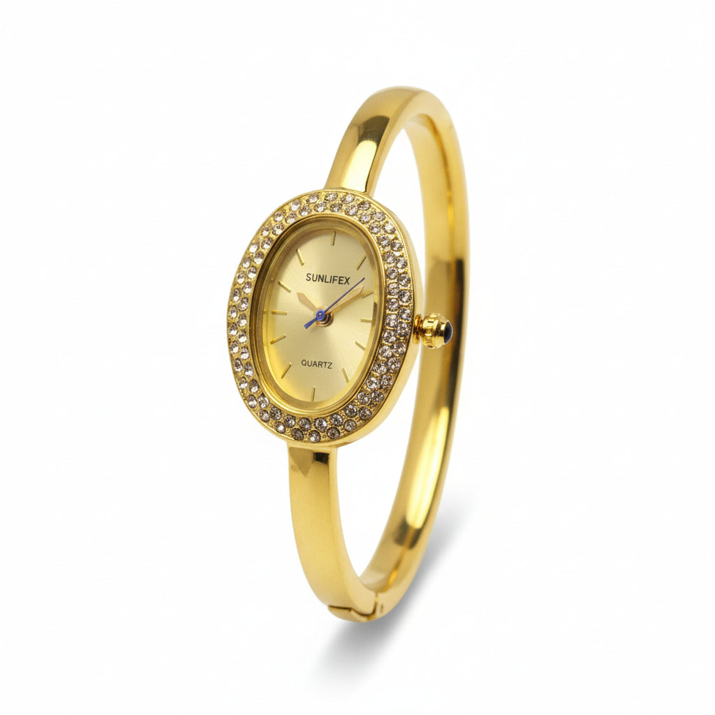 Reloj elegante para mujer AriasCreative con diseño ovalado y pulsera de aleación, adornado con cristales brillantes.