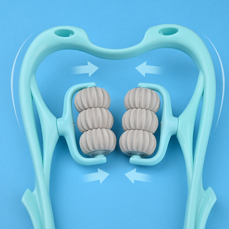 Masajeador cervical manual AriasCreative con 6 rodillos, en azul o rosa, para cuello, hombros, espalda y piernas, diseño ergonómico.